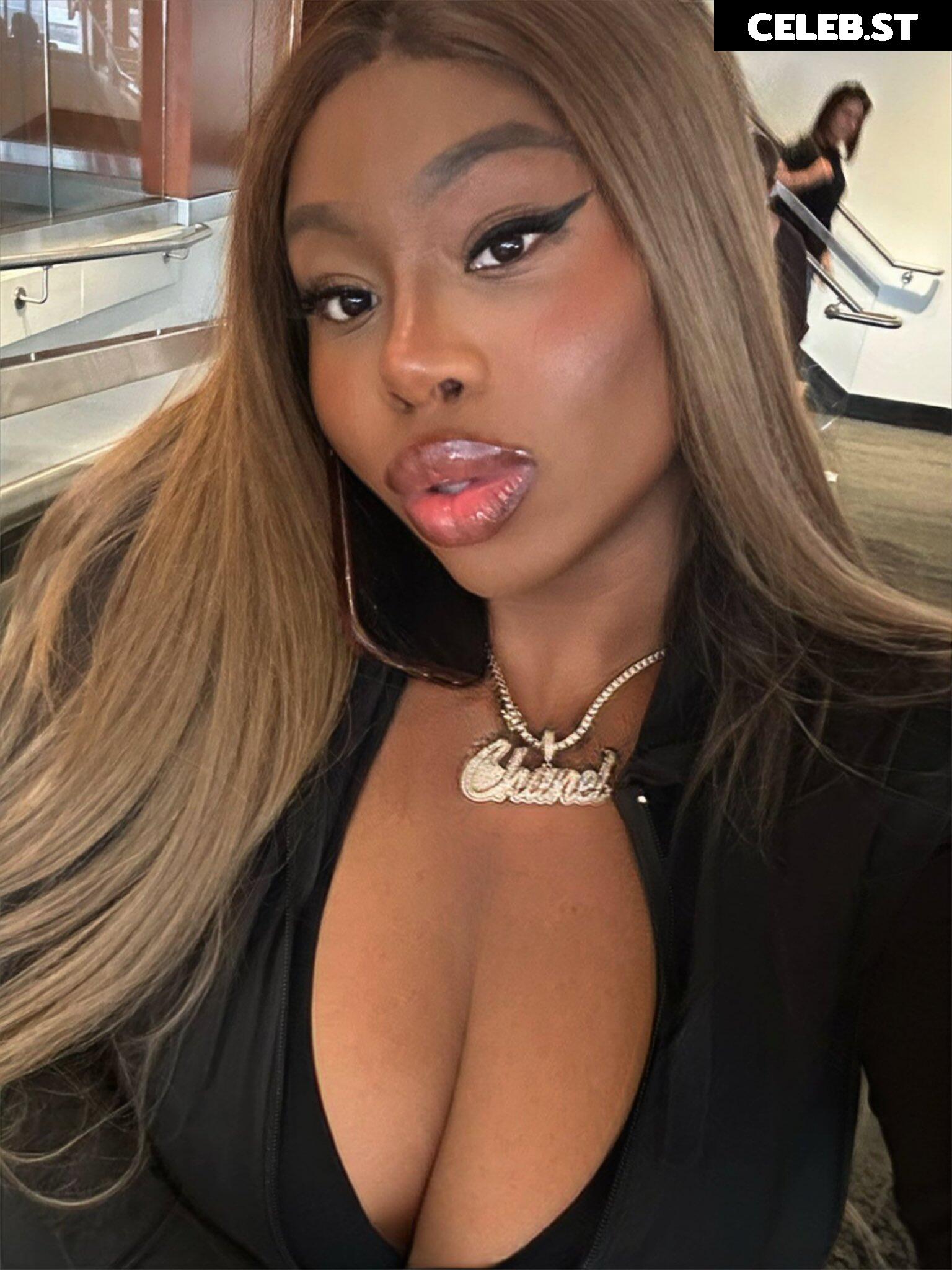 TS Sexy Kayla | tssexykayla Image 22877036
