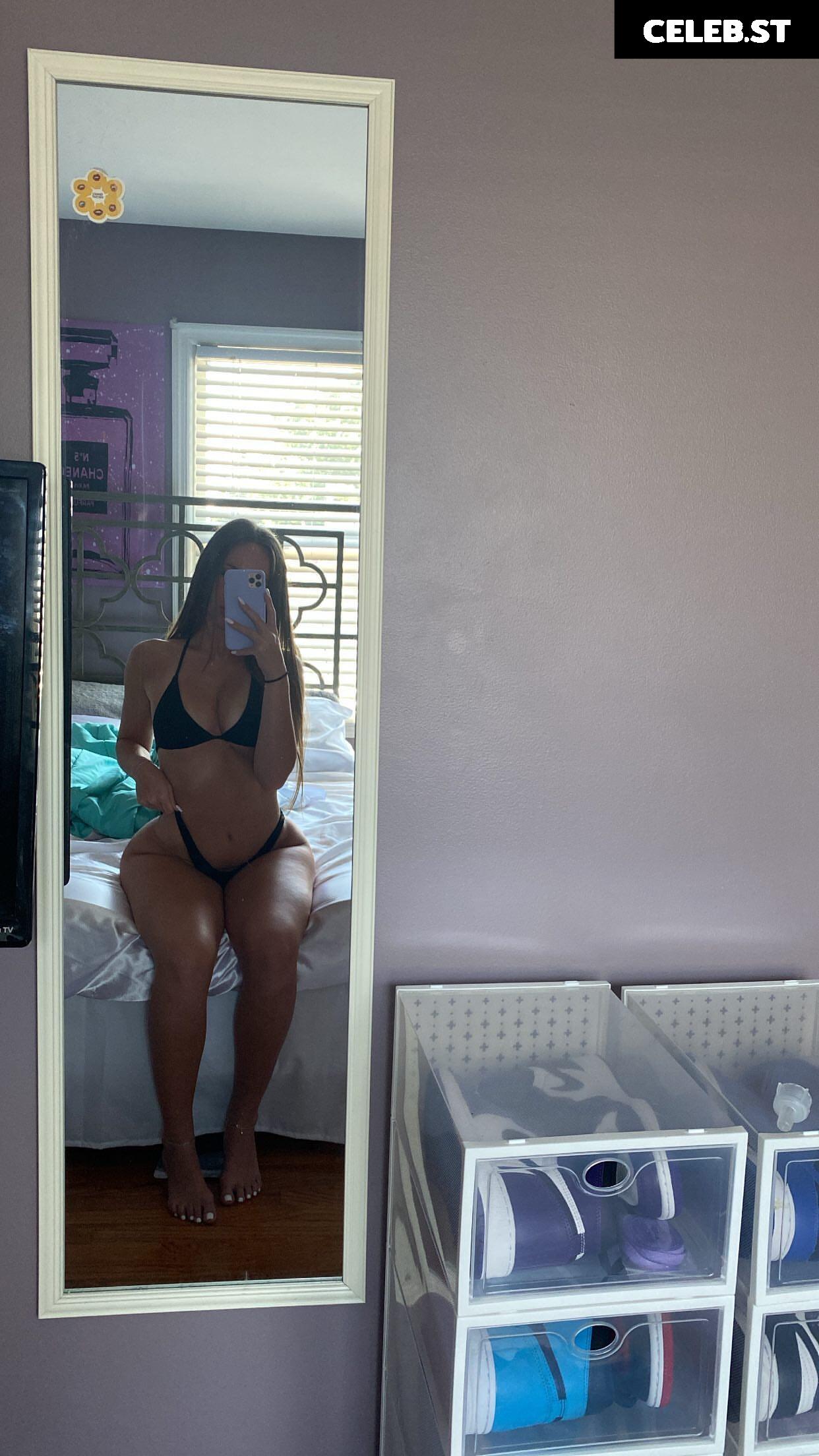 Taylor Hansen Image 22871381