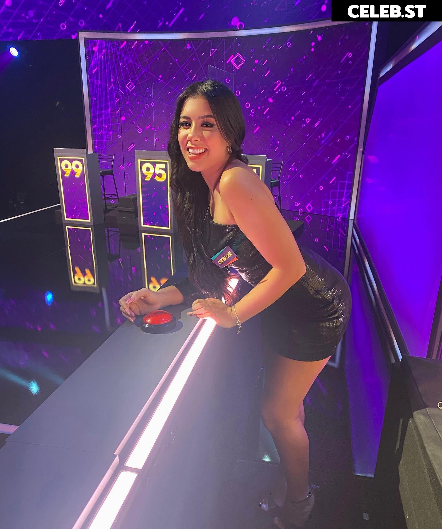 Cinthia Cruz Image 22818436