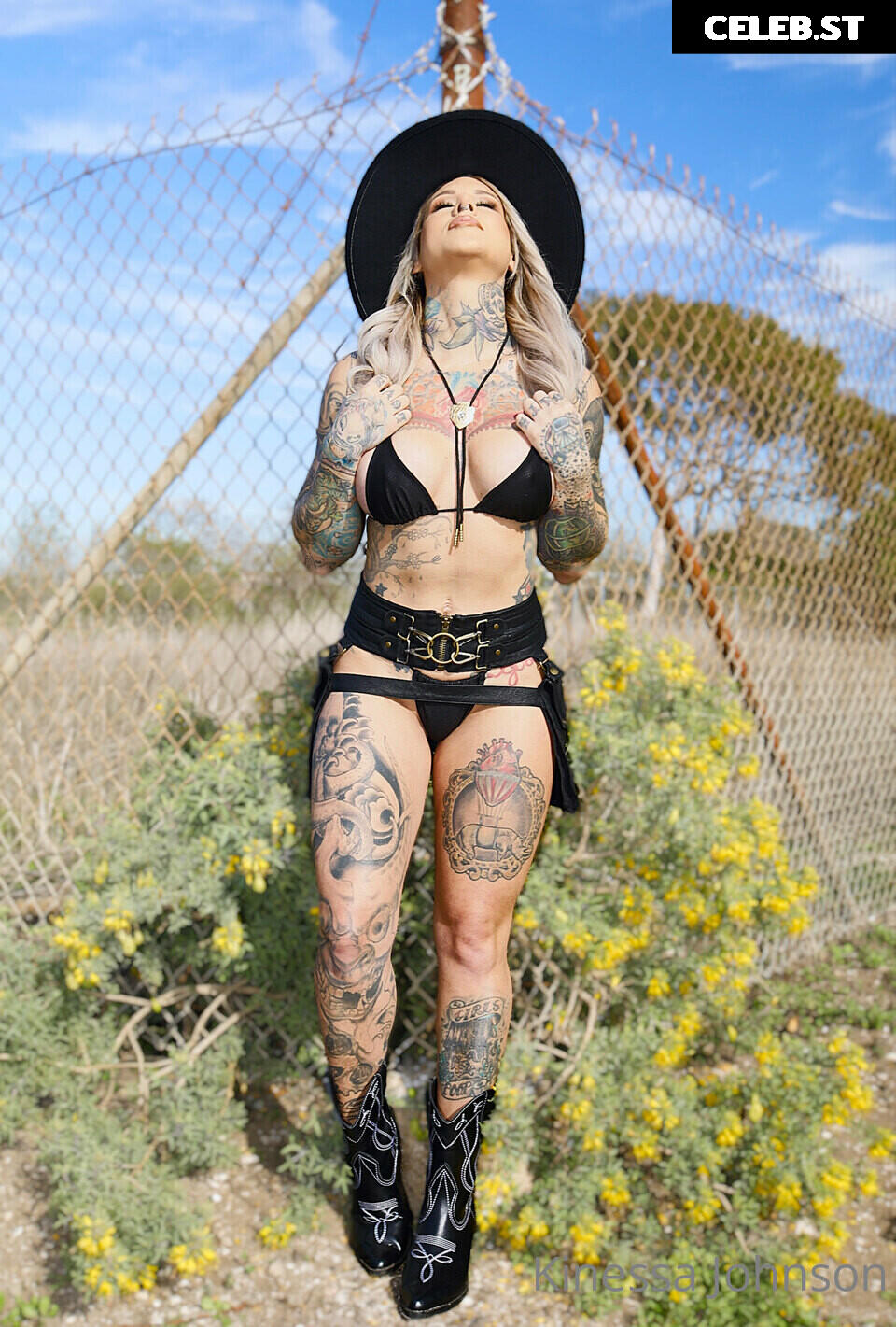 Kinessa Johnson / madaamhuntress Image 22810532