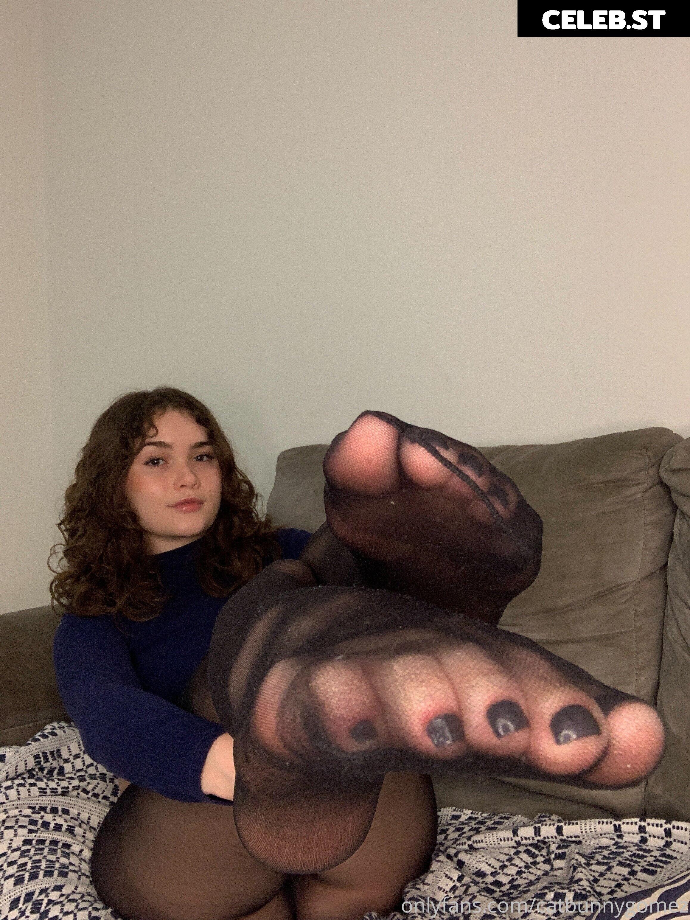 Catbunnygomez aka thecatbnny Image 22813511