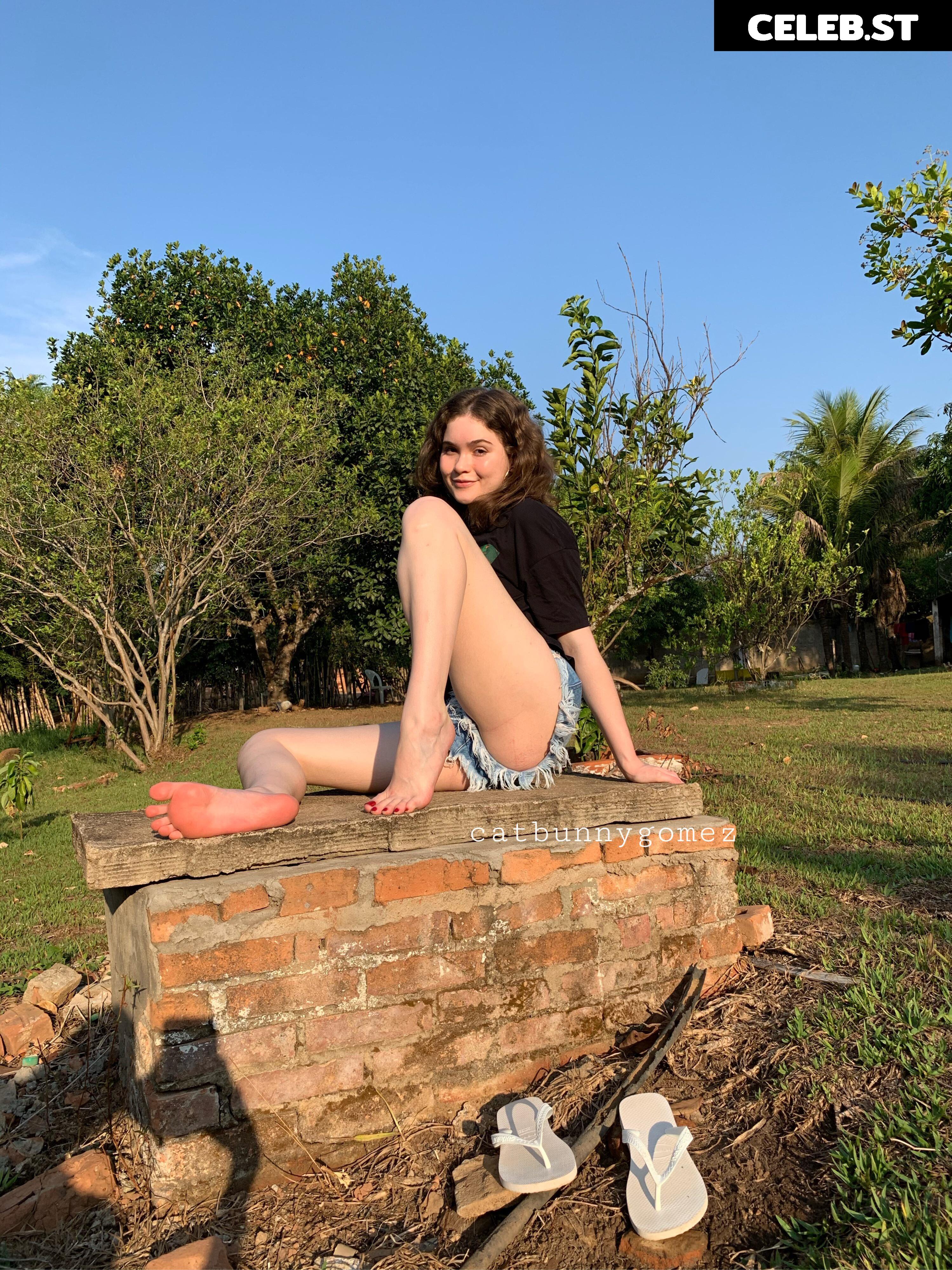Catbunnygomez aka thecatbnny Image 22812732