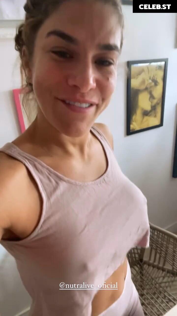 Priscila Fantin Image 22819861
