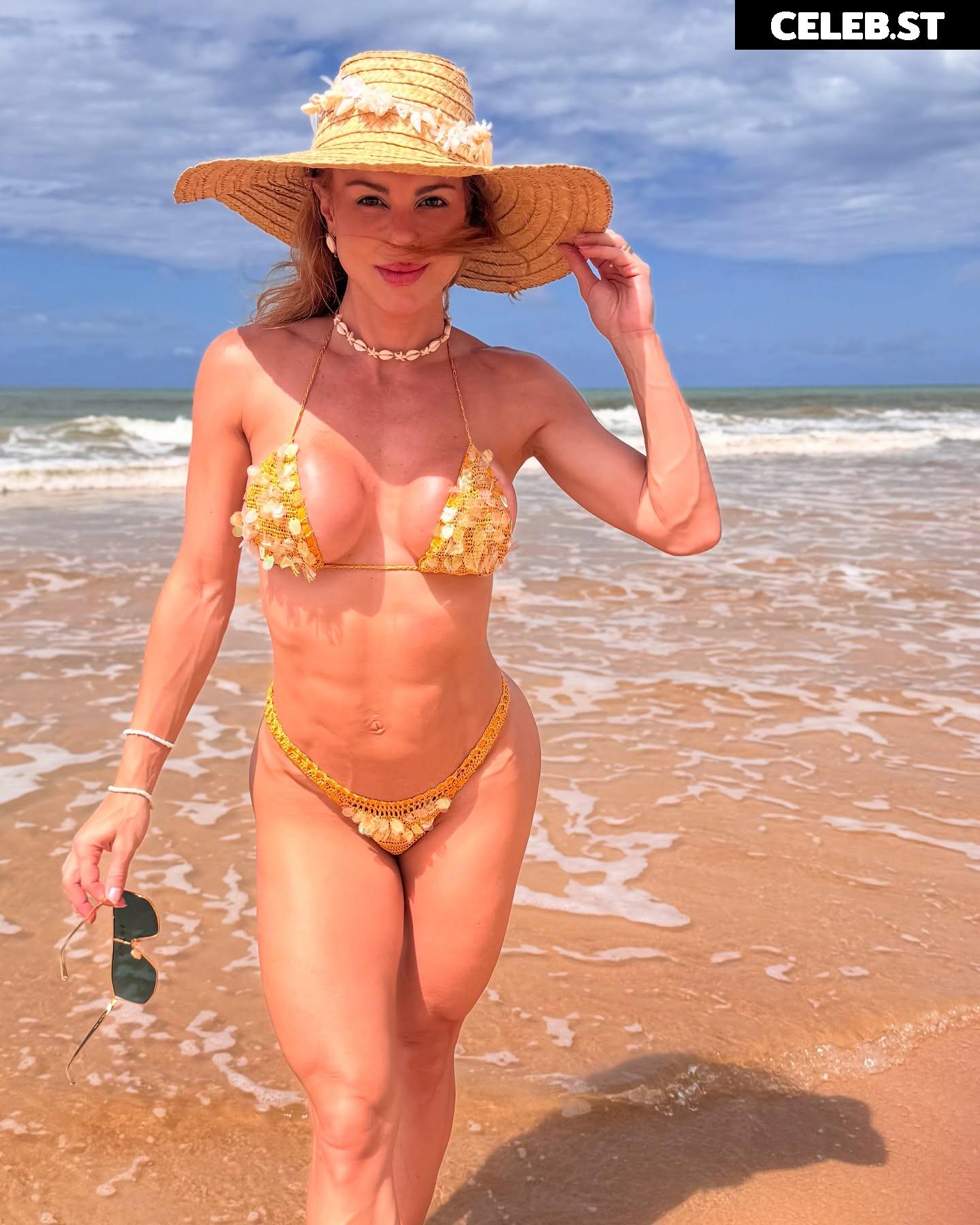 Deborah Albuquerque Image 22819260