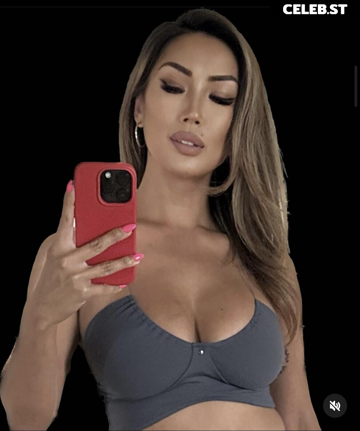 Geena Martinez Image 22828224
