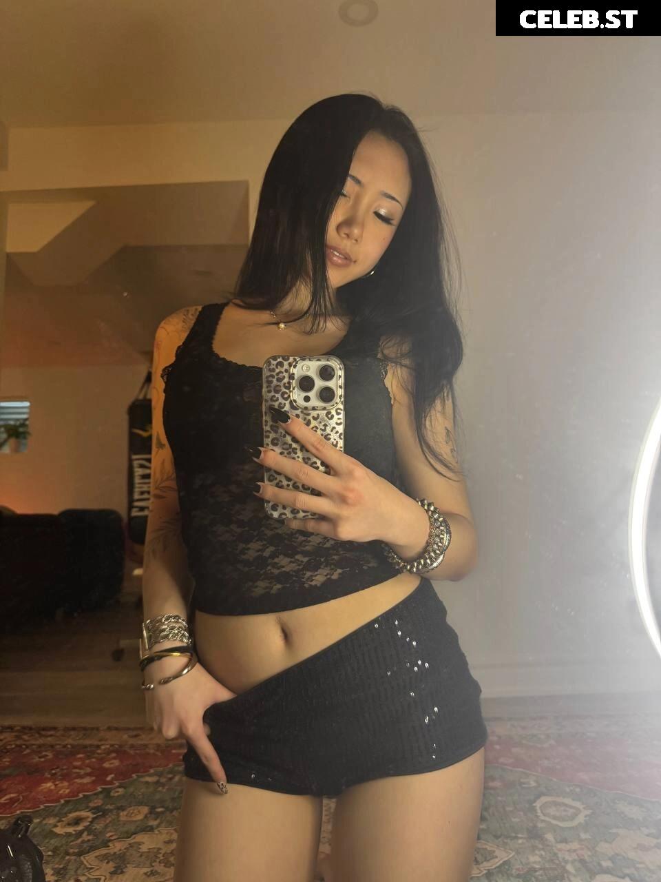 Joyy.li Image 22825358
