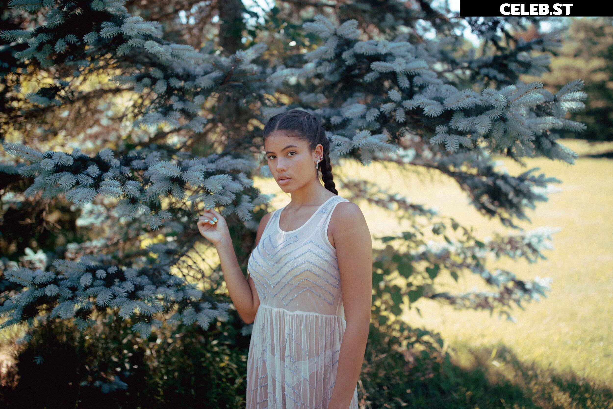 Isabella Carr / isabellacarrr Image 22827489