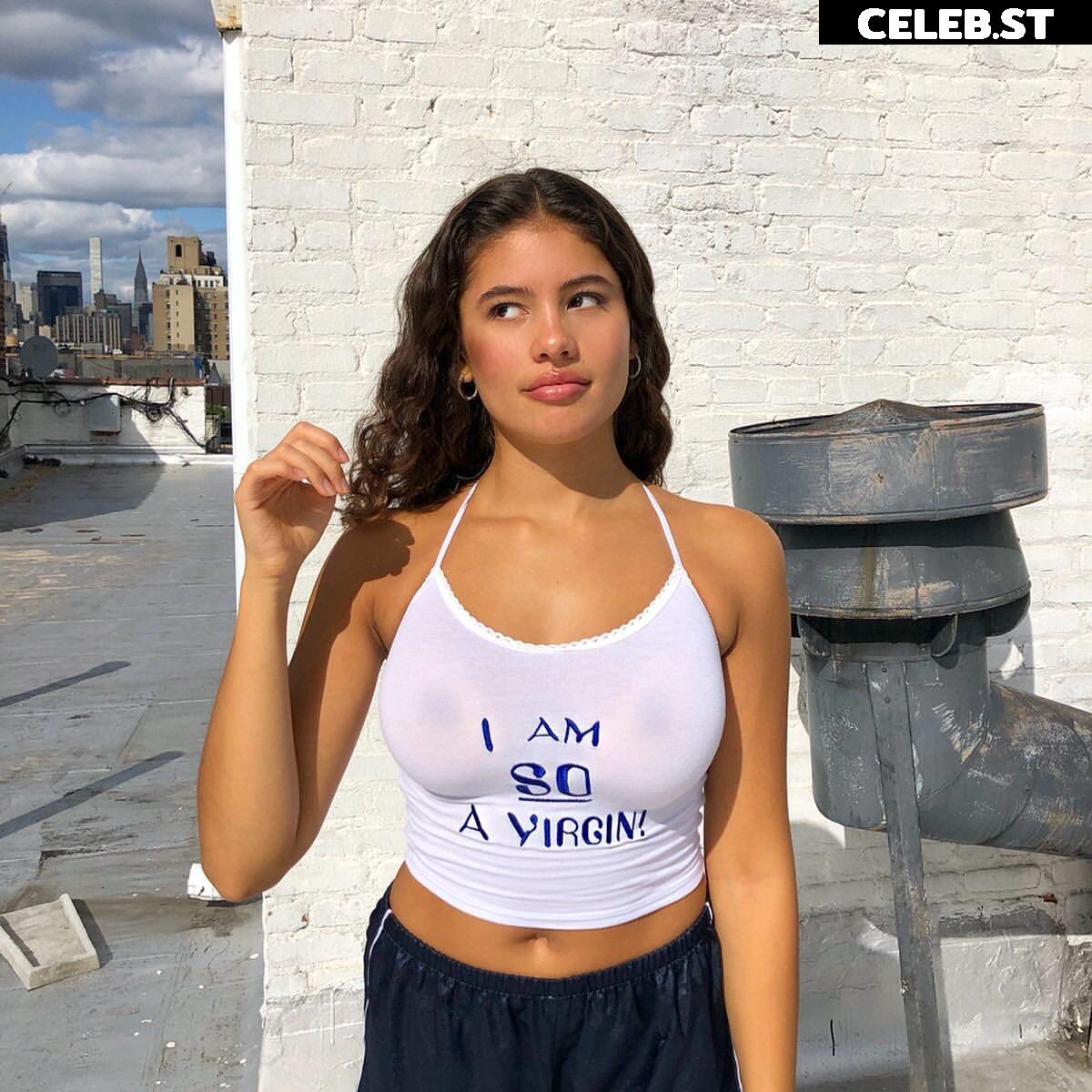 Isabella Carr / isabellacarrr Image 22827393