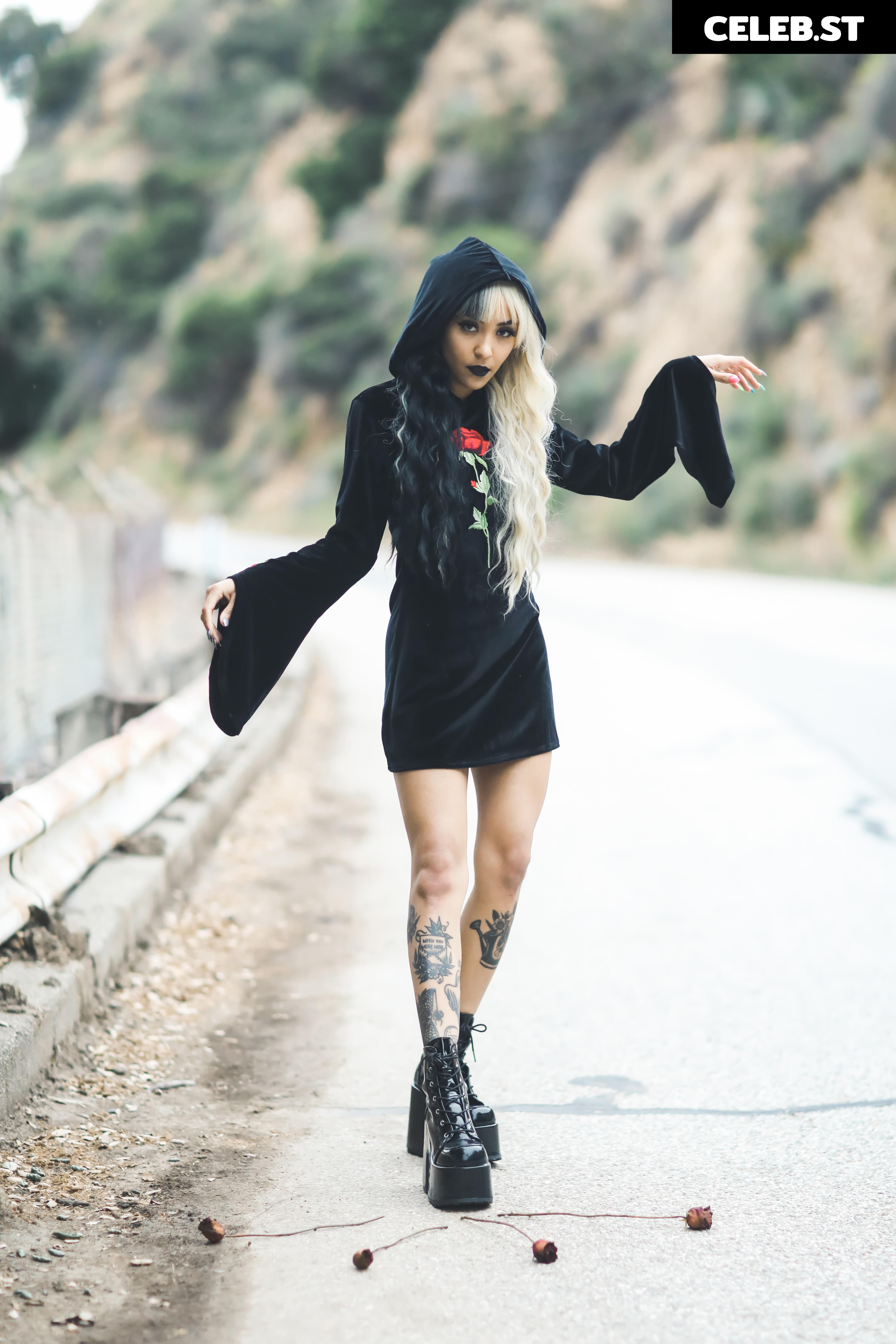 rosiewestttt Image 2282343