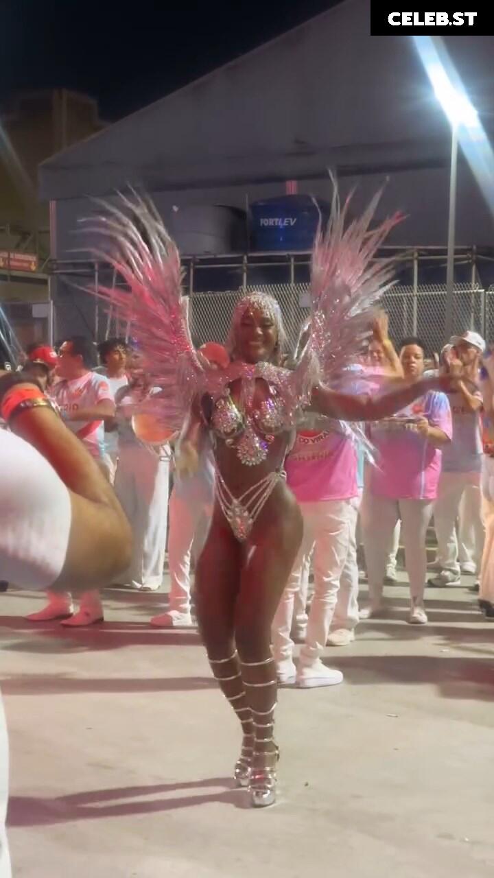 Erika Januza Image 22831059