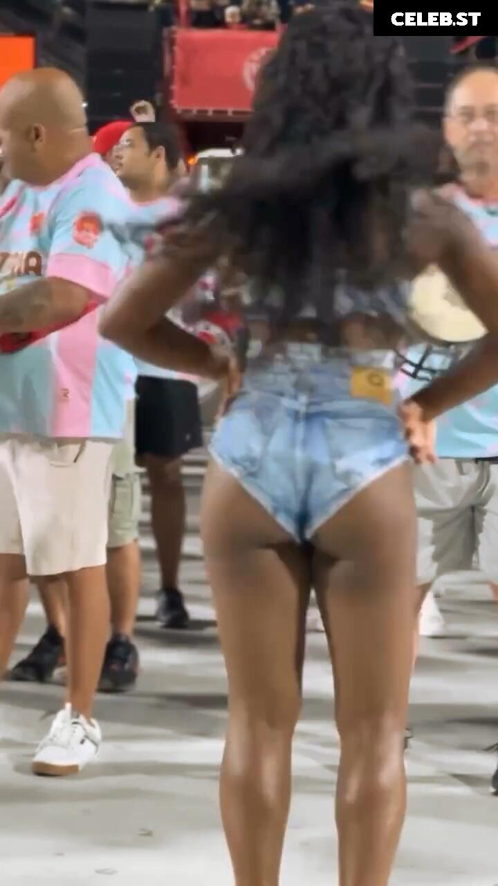 Erika Januza Image 22831074