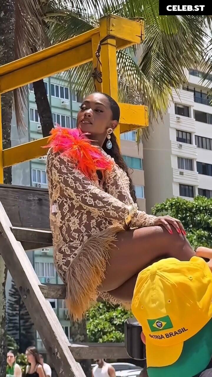 Erika Januza Image 22831236