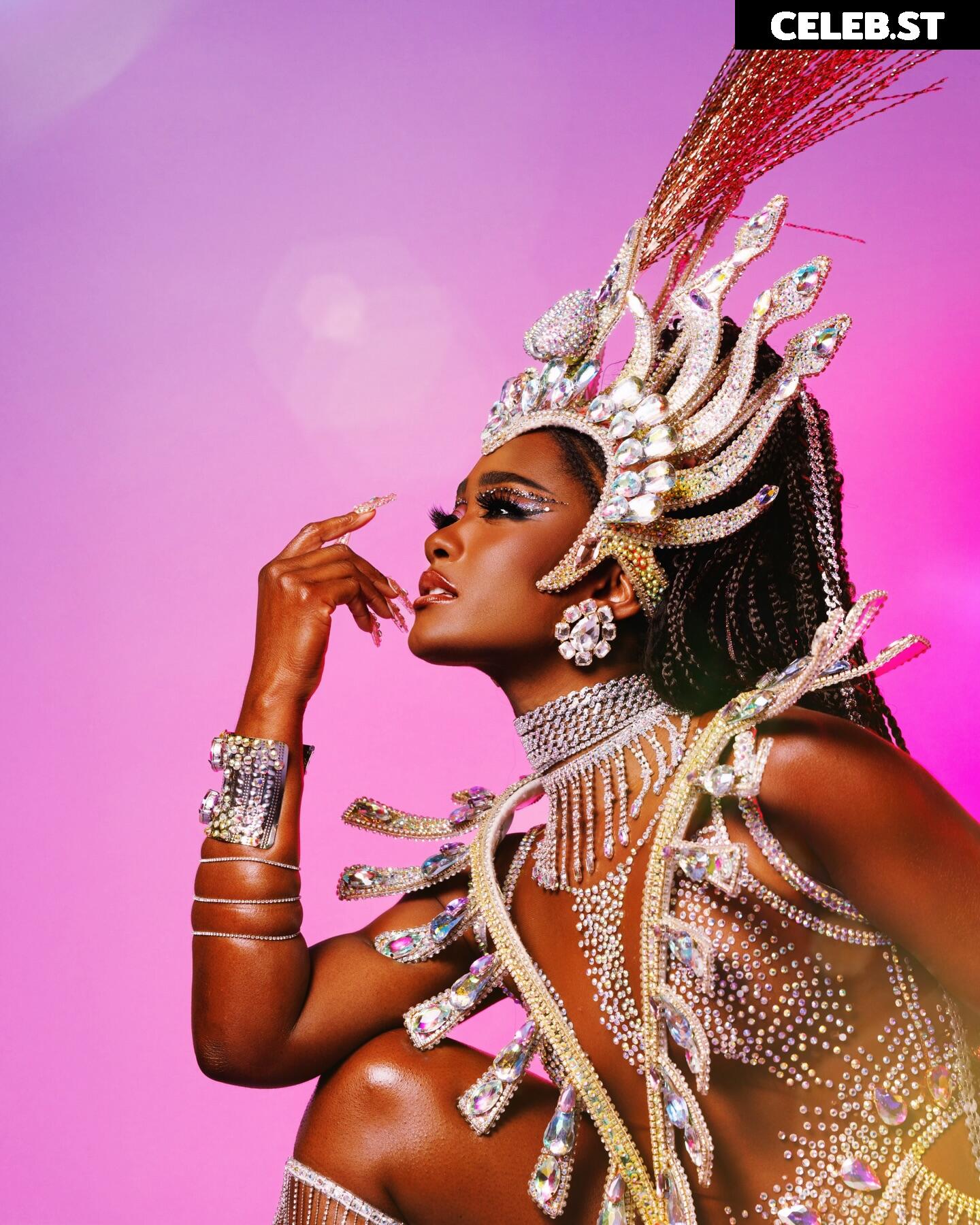 Erika Januza Image 22831247