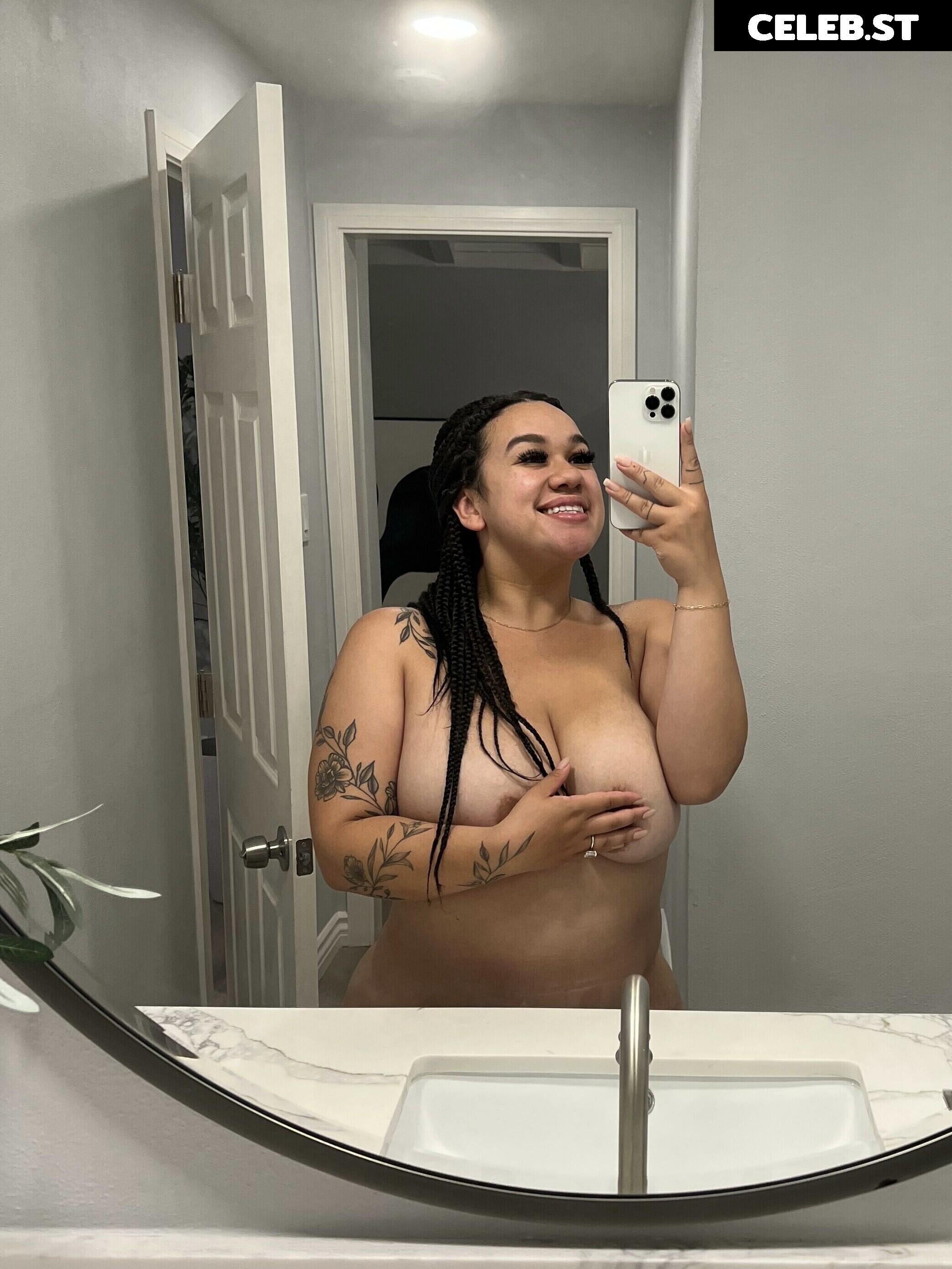 Britt Cuadra (brittcuadra) | xobrittxo Image 22809461