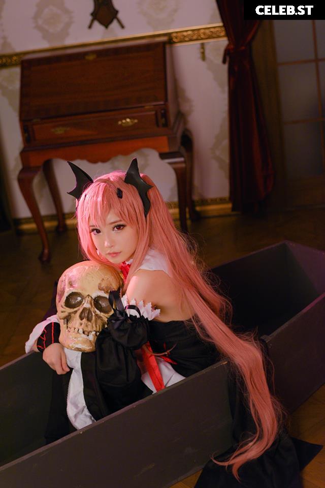 Spiral Cats Cosplay Image 22881808