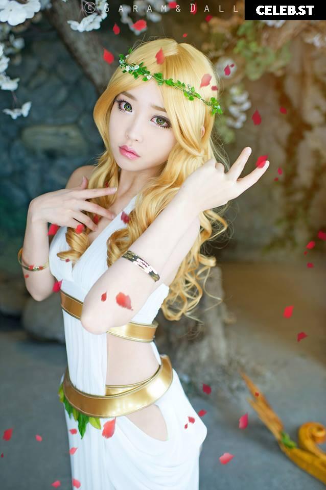 Spiral Cats Cosplay Image 22881852