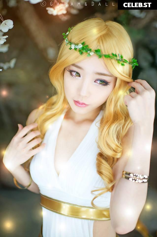 Spiral Cats Cosplay Image 22881849