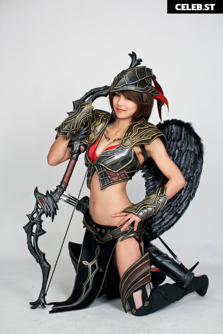 Spiral Cats Cosplay Image 22881526