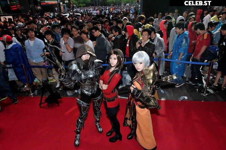 Spiral Cats Cosplay Image 22881489