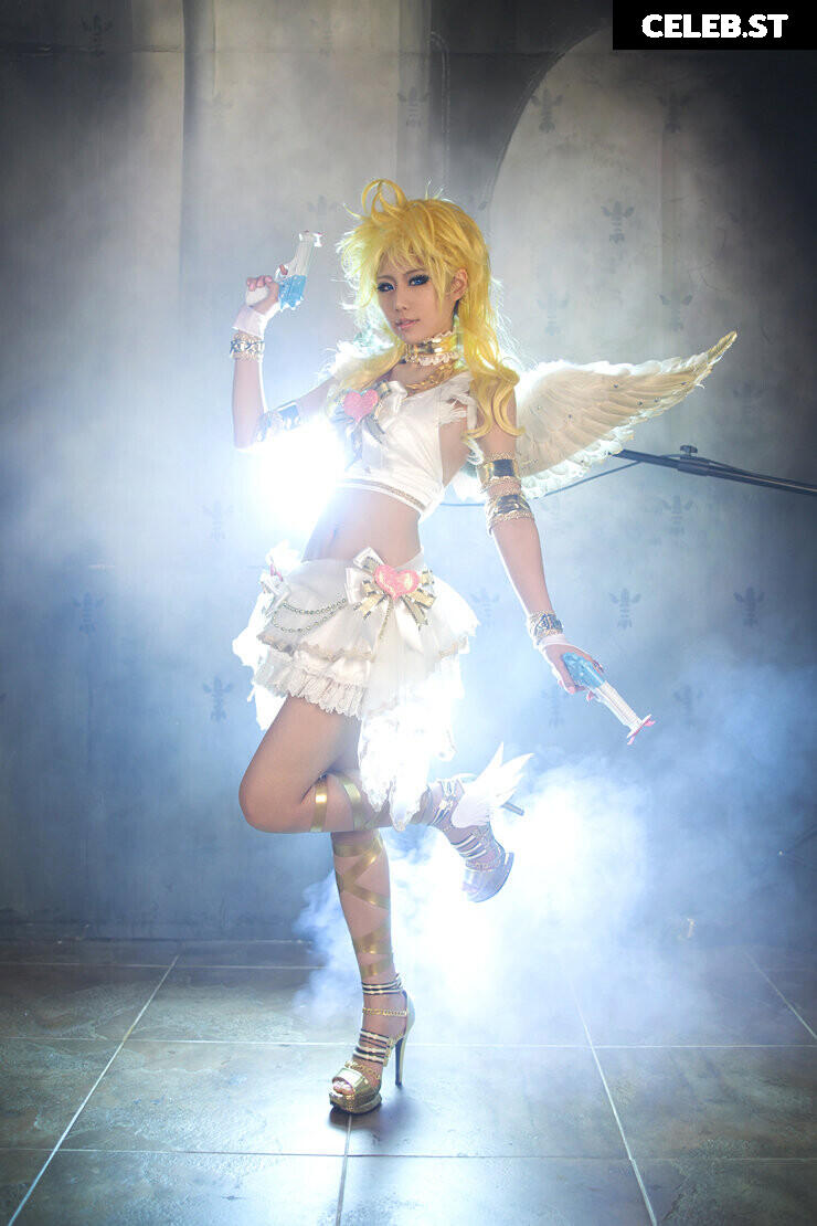 Spiral Cats Cosplay Image 22881442