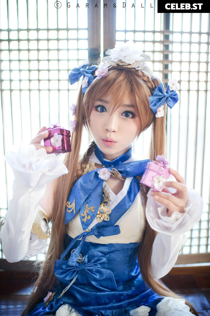 Spiral Cats Cosplay Image 22881718