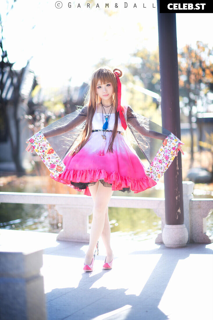 Spiral Cats Cosplay Image 22881765