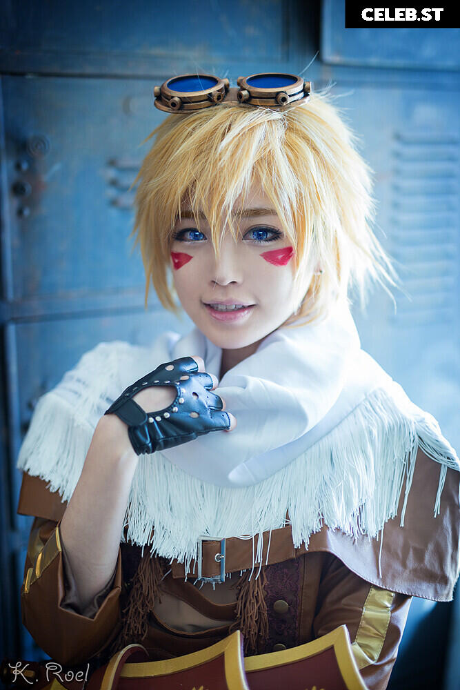 Spiral Cats Cosplay Image 22881751