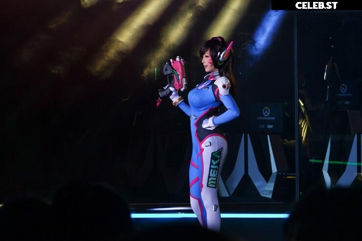 Spiral Cats Cosplay Image 22881680