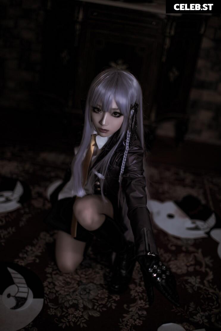 Spiral Cats Cosplay Image 22881648