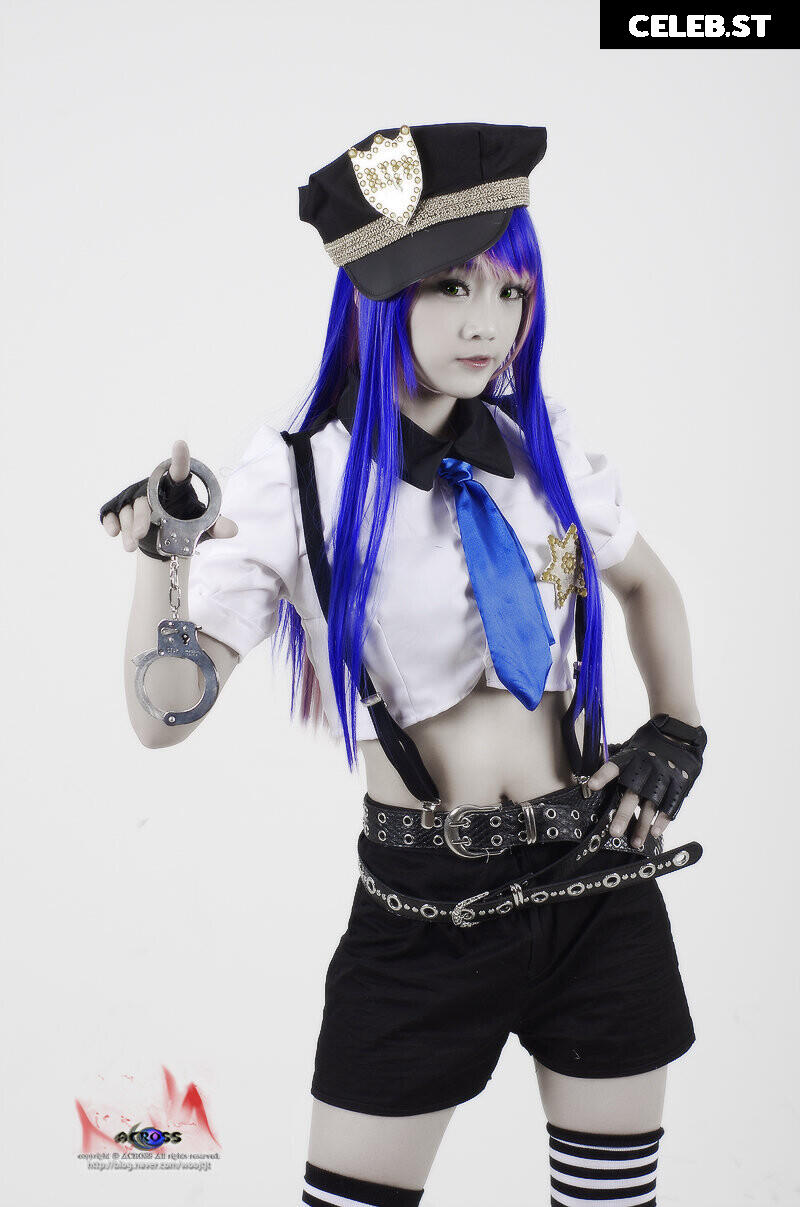 Spiral Cats Cosplay Image 22881387