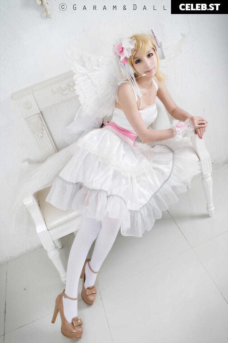 Spiral Cats Cosplay Image 22881320