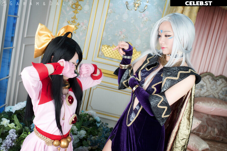 Spiral Cats Cosplay Image 22881302