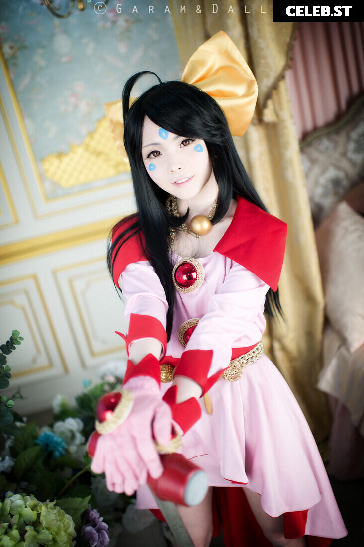 Spiral Cats Cosplay Image 22881301