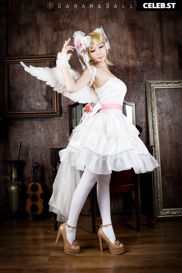 Spiral Cats Cosplay Image 22881307
