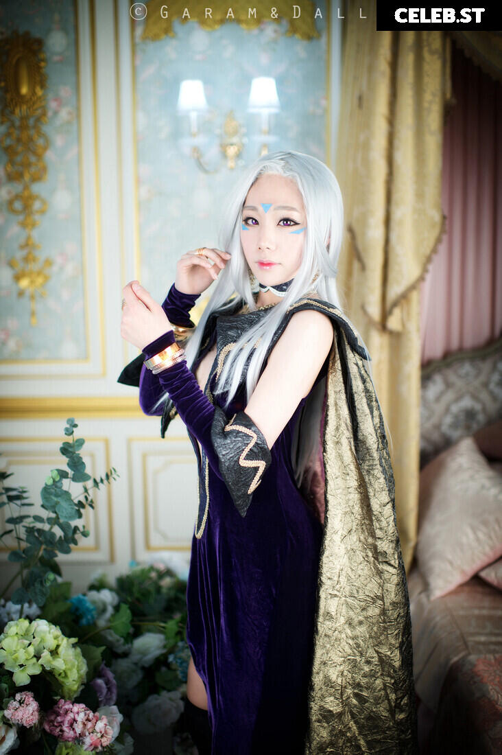 Spiral Cats Cosplay Image 22881304