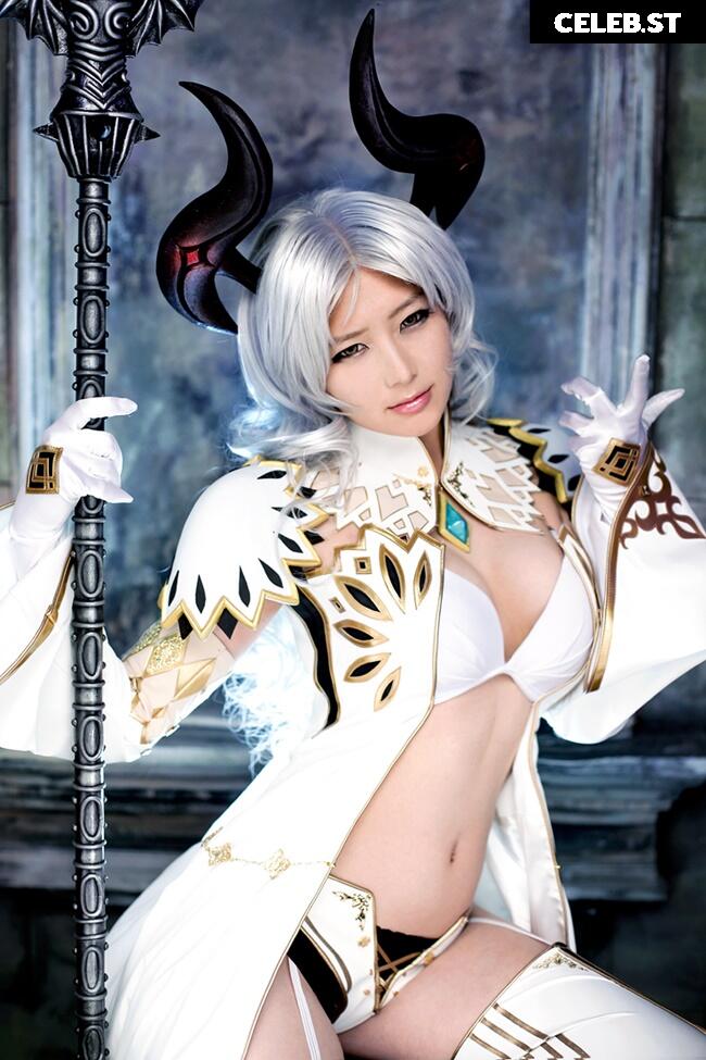 Spiral Cats Cosplay Image 22881269