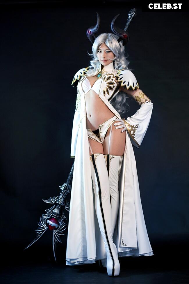 Spiral Cats Cosplay Image 22881275