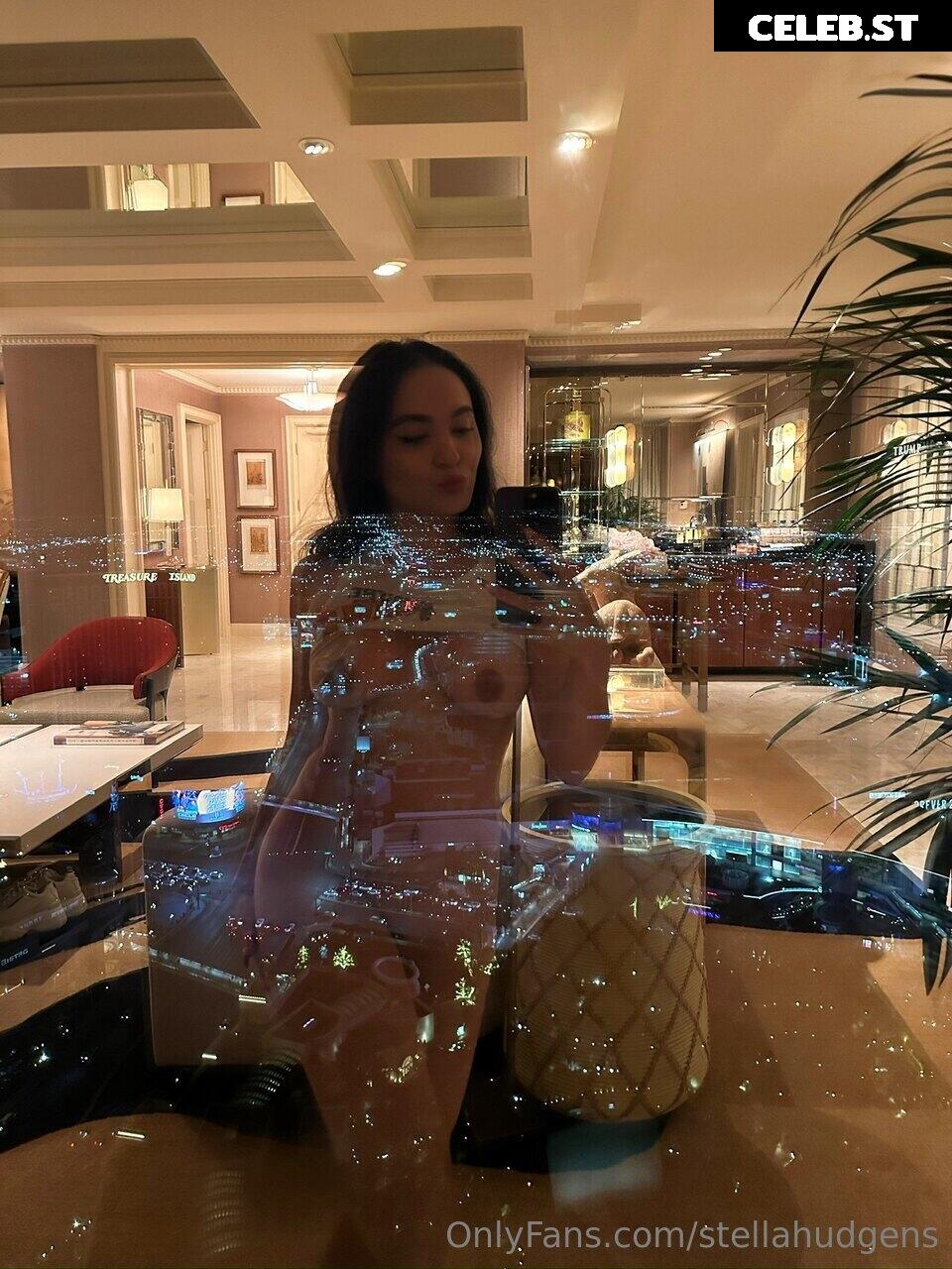 Stella Hudgens Image 2275531