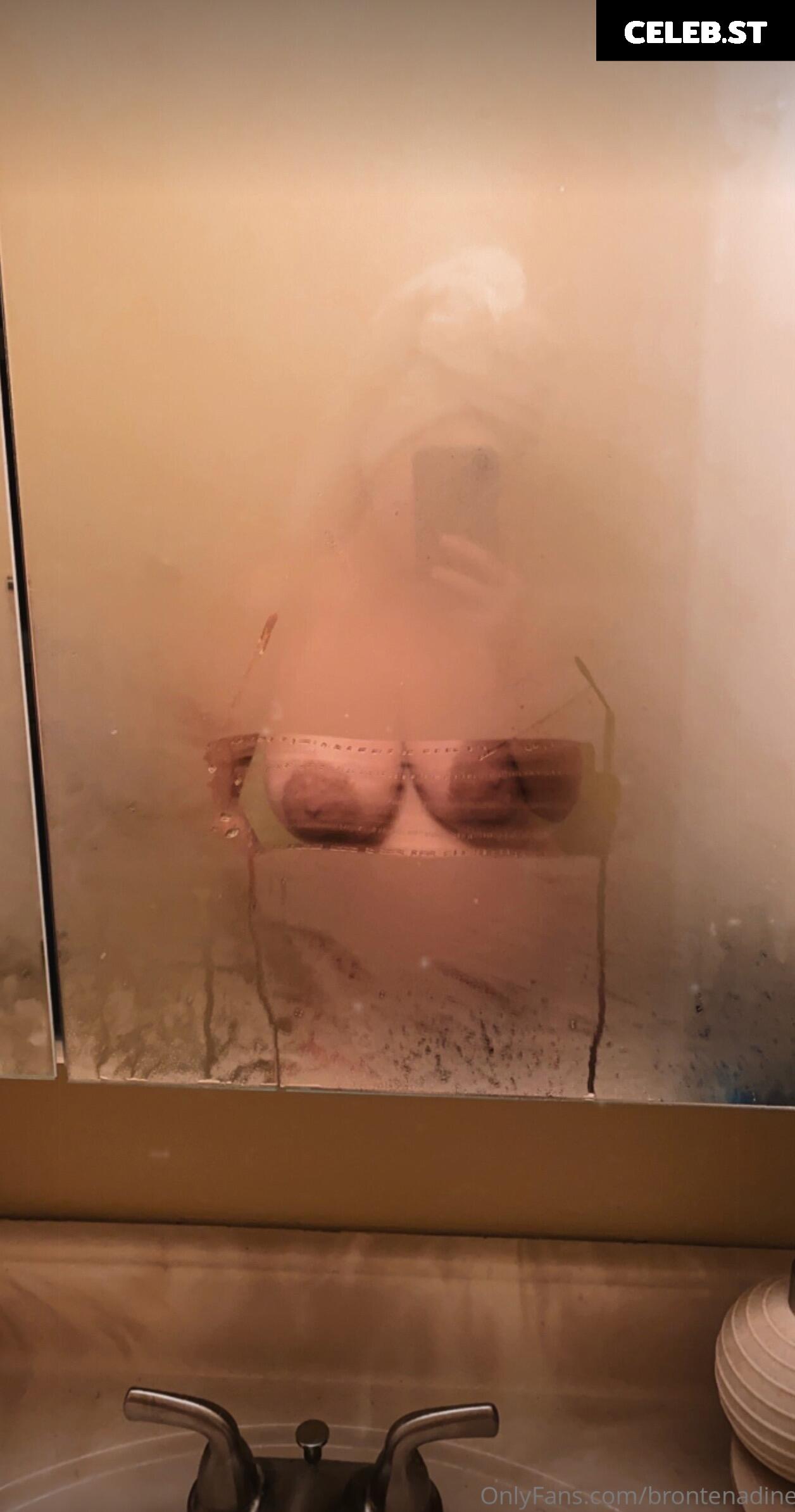 Bronte Keznor @brontenadine Image 22751226