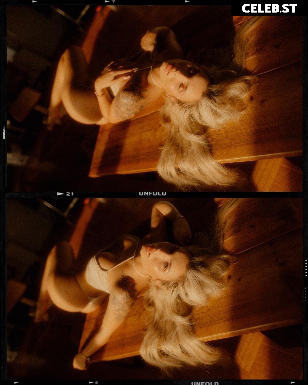 KinkySophiee Image 2275391