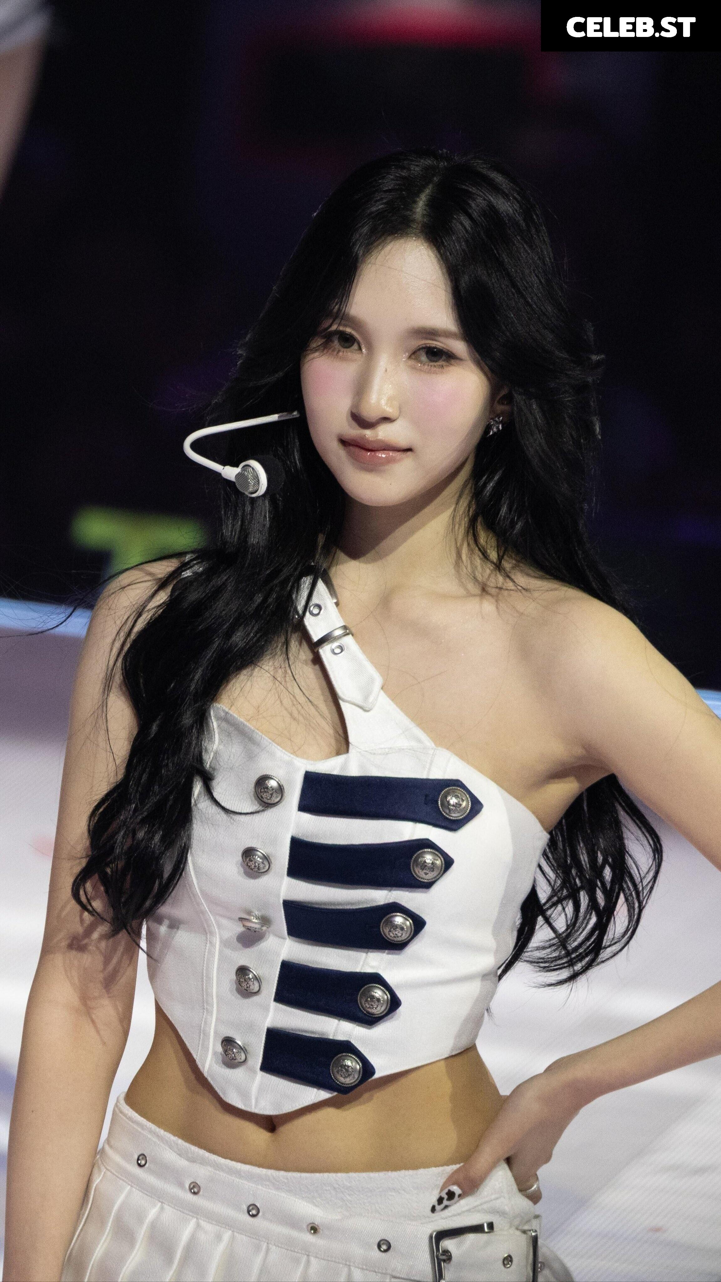 Mina Myoi (TWICE) Image 22766514