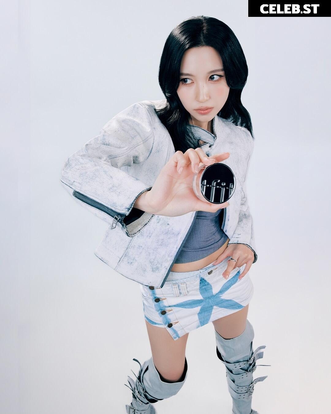 Mina Myoi (TWICE) Image 22766533