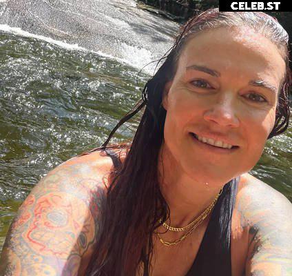 Lita (Amy Dumas) Image 22766729