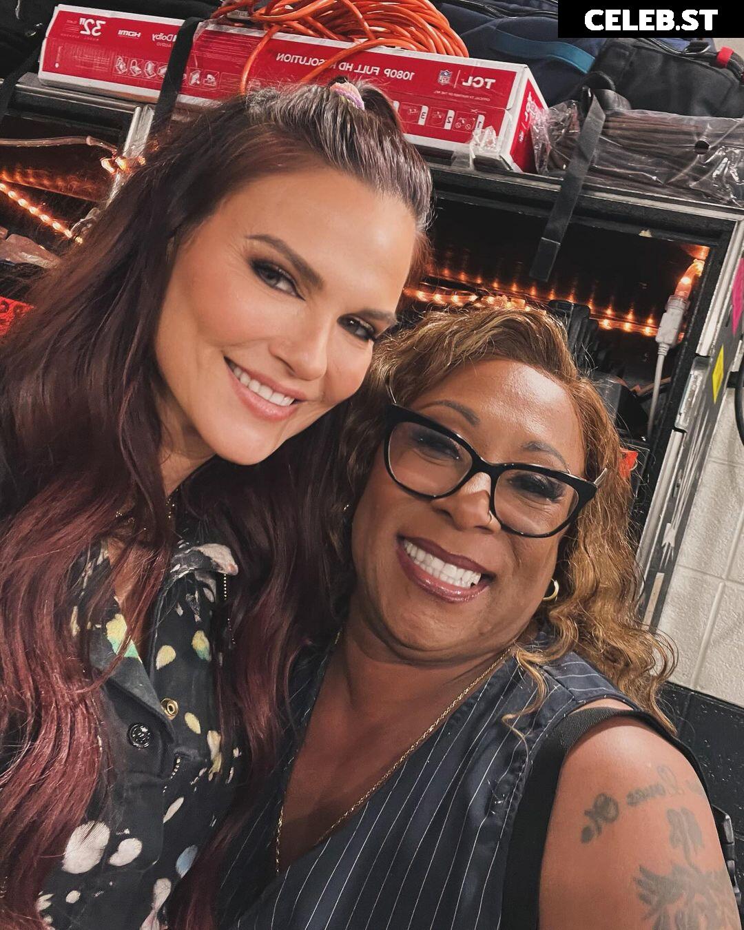 Lita (Amy Dumas) Image 22766696