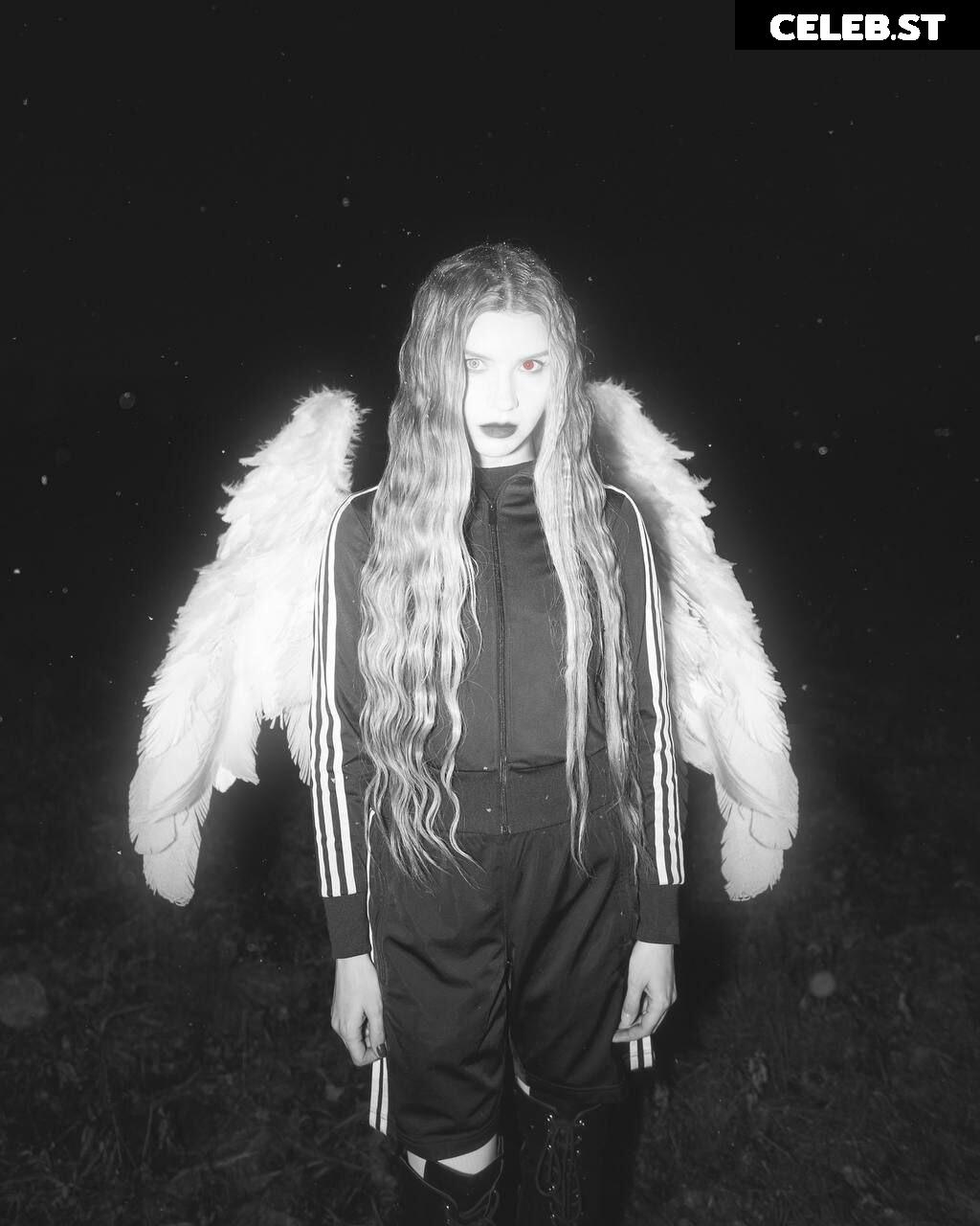 Anastasia Kreslina (IC3PEAK) Image 22766322