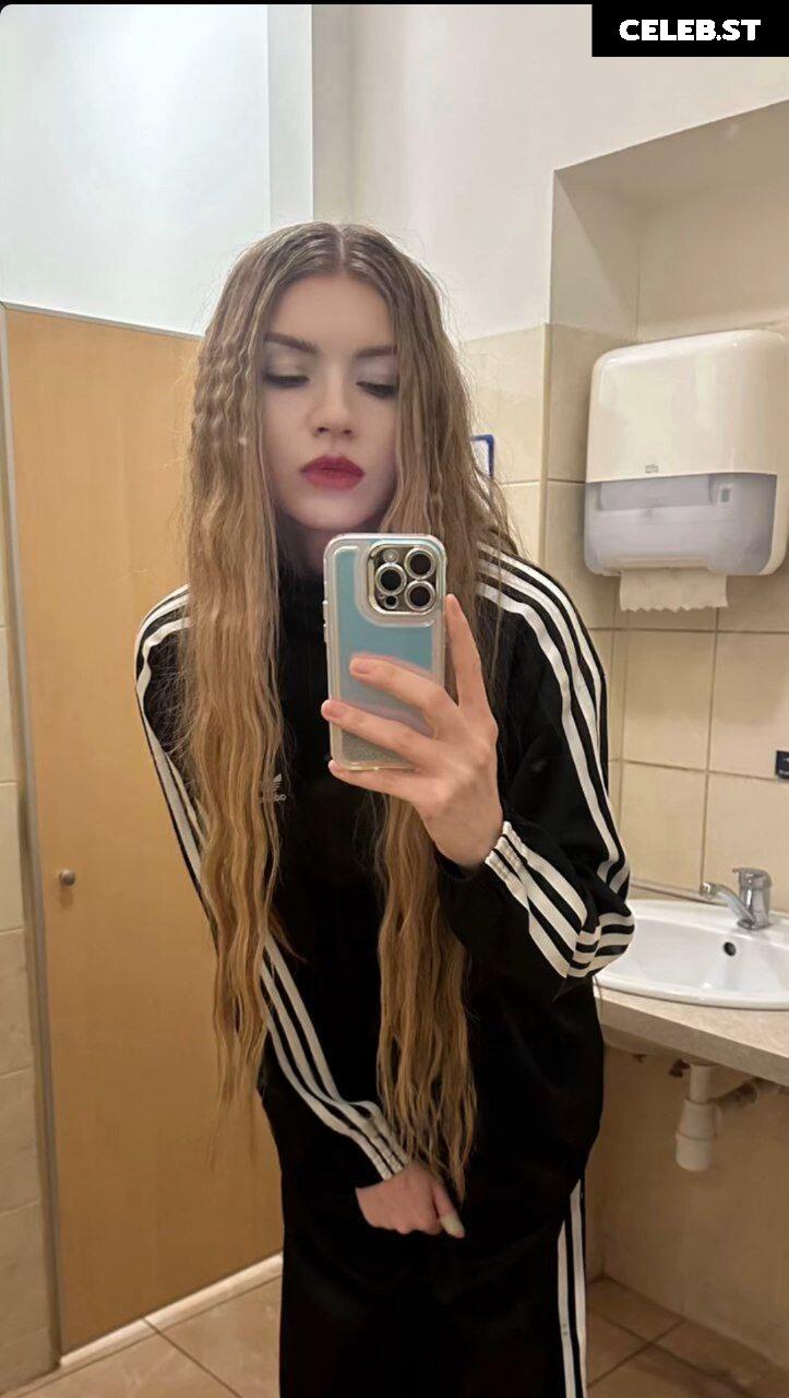 Anastasia Kreslina (IC3PEAK) Image 22766325