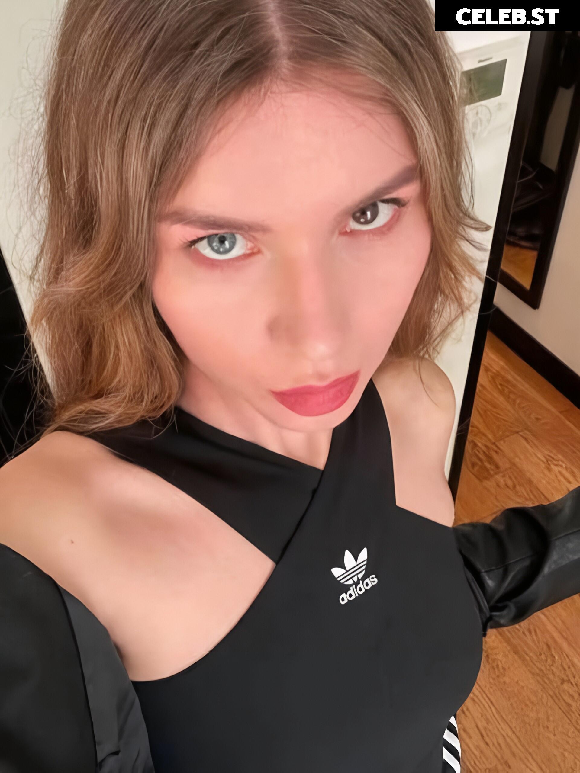 Anastasia Kreslina (IC3PEAK) Image 22766332