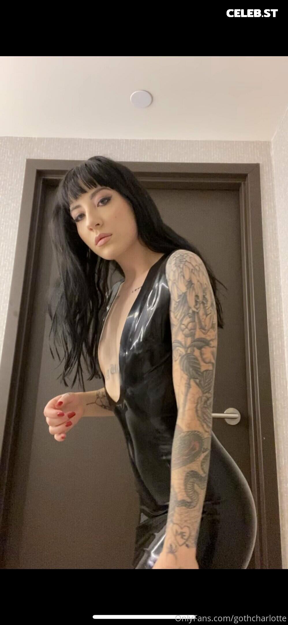 Charlotte Sartre | gothcharlotte Image 22775012