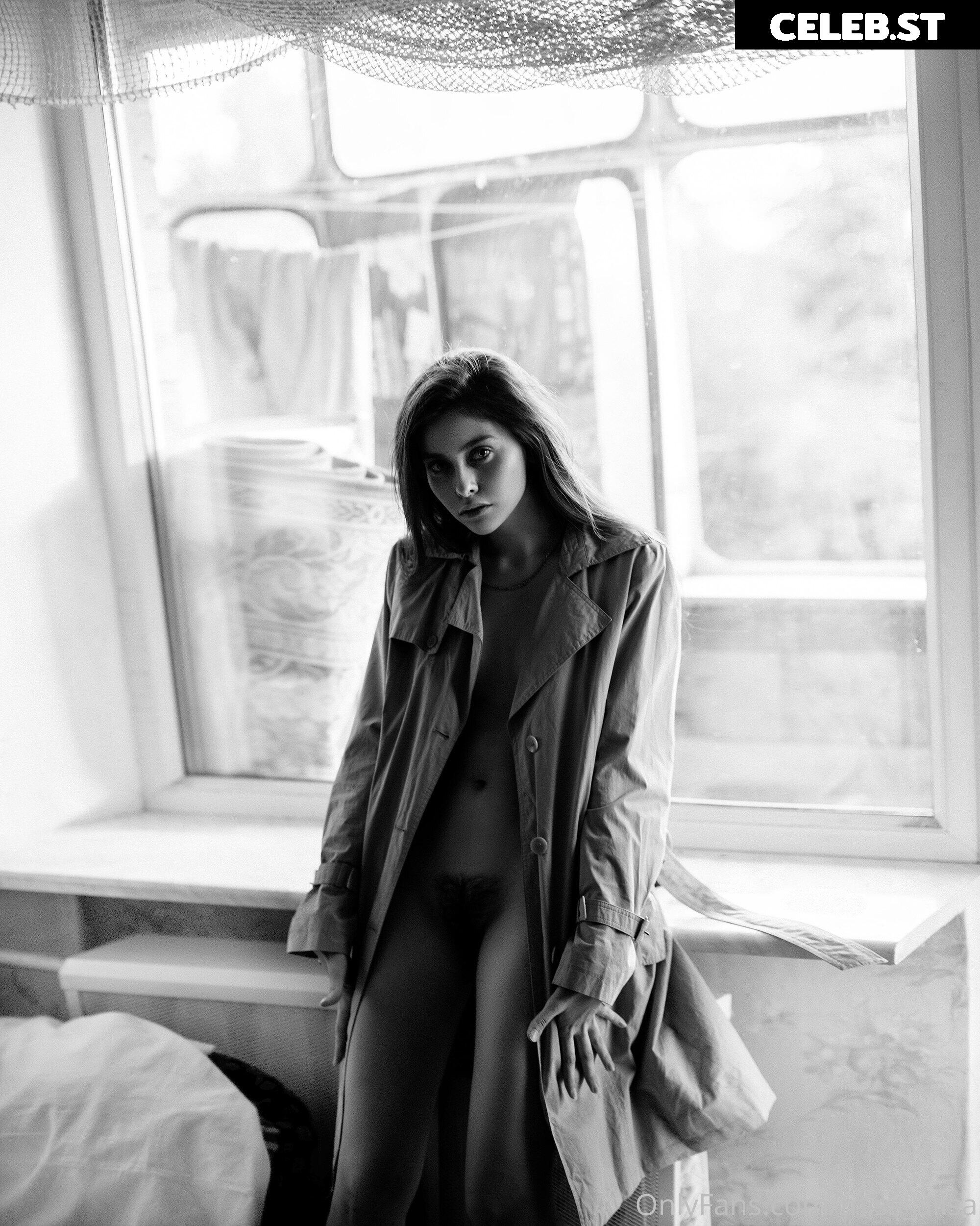 Alissa Foxy / Victoria Garin Image 22773820