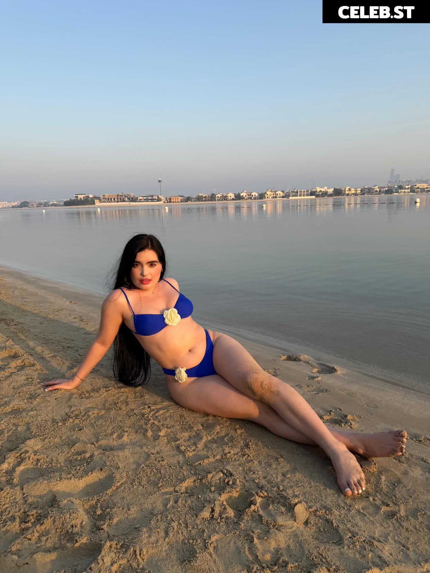 Yanet Gutierrez Image 22772725